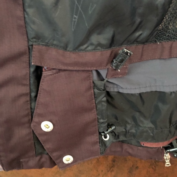 Gorgeous Purple Holden Outerwear Ski/Snowboard Winter Jacket - Picture 6 of 9